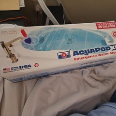 AquaPod Kit Water Storage Container NEW up to 65 gallons Emergency Preperation