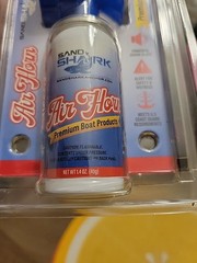 SandShark Premium Air Horn Handheld Canister-Very Loud 1.4 oz