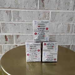 Diamond Strike On Box Small Wooden Penny Kitchen Matches 3PK of 10 (960 Total)