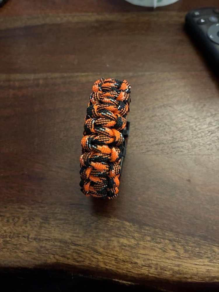 Paracord Bracelet Halloween Orange And Black 8 1/2 Inches