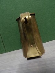 E8247 – Howes Lighter – brass fire starter pot 7″