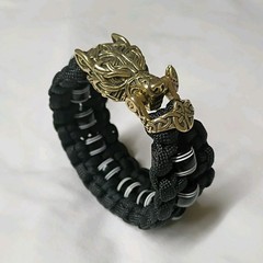 Black Paracord Bracelet with wolf shackle and black and white beads