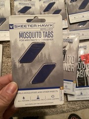SKEETER HAWK REPELLENT REPLACEMENT TABS – LOT OF 9 With Two Carabiners NEW