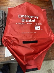Zee Emergency Blanket See Trauma Fire Shock Wool Wall Mount