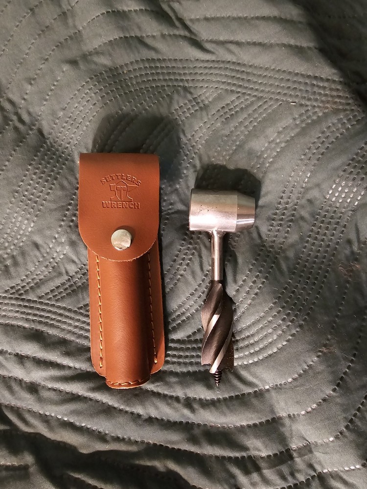 Lord & Field Outfitters Shawn with the Wild Settler’s Wrench