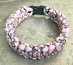 8″ Pink Camouflage Survival Camo Paracord Bracelet w Buckle & Fashionable Safety