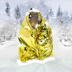 Useful Outdoor Emergency Survival Rescue Thermal Space Foil Sleeping Bag Blanket
