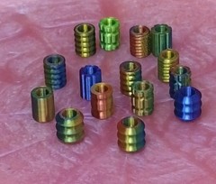 30 random color and style paracord beads. Roughly 14mm x 11mm with 6mm hole.