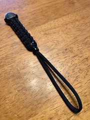 (4-Pack) BLACK GLOW-IN-THE-DARK Knife Lanyards Gutted 550 Paracord Keychain Fob