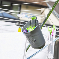 Suregrip Clothespin Pod with 24 Suregrip Pegs