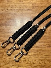 (3-Pack) 19″ BLACK Neck Swivel Lanyards GUTTED 550 Paracord ID Badge Metal Beads