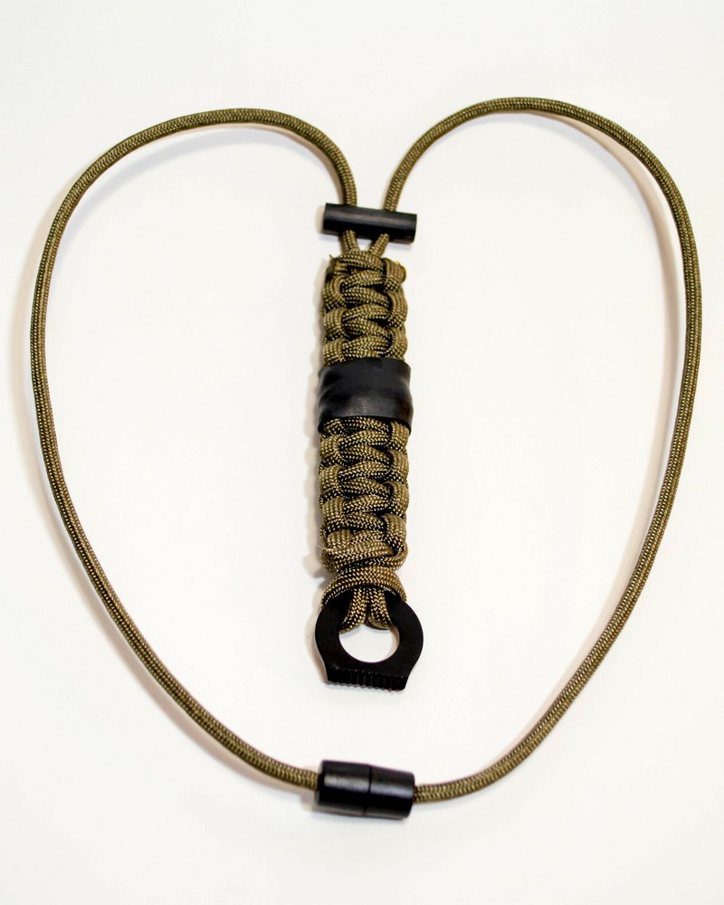 Breakaway Fire Starter Necklace With Saw Extra Khaki 550 Paracord Survival Cord