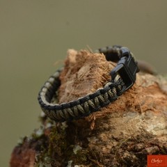 Men’s Survival Paracord Bracelet Black Khaki – Fits 6″–6.25″ Handmade USA(201)