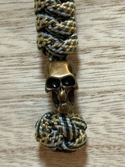 5 inch 550 lb UV reactive Paracord lanyard w/ metal Skull Bead, handmade in USA!