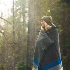 Mt. Rainier Wool Blanket Over 4 Pounds Warm, Heavy, Washable, Large | Great…