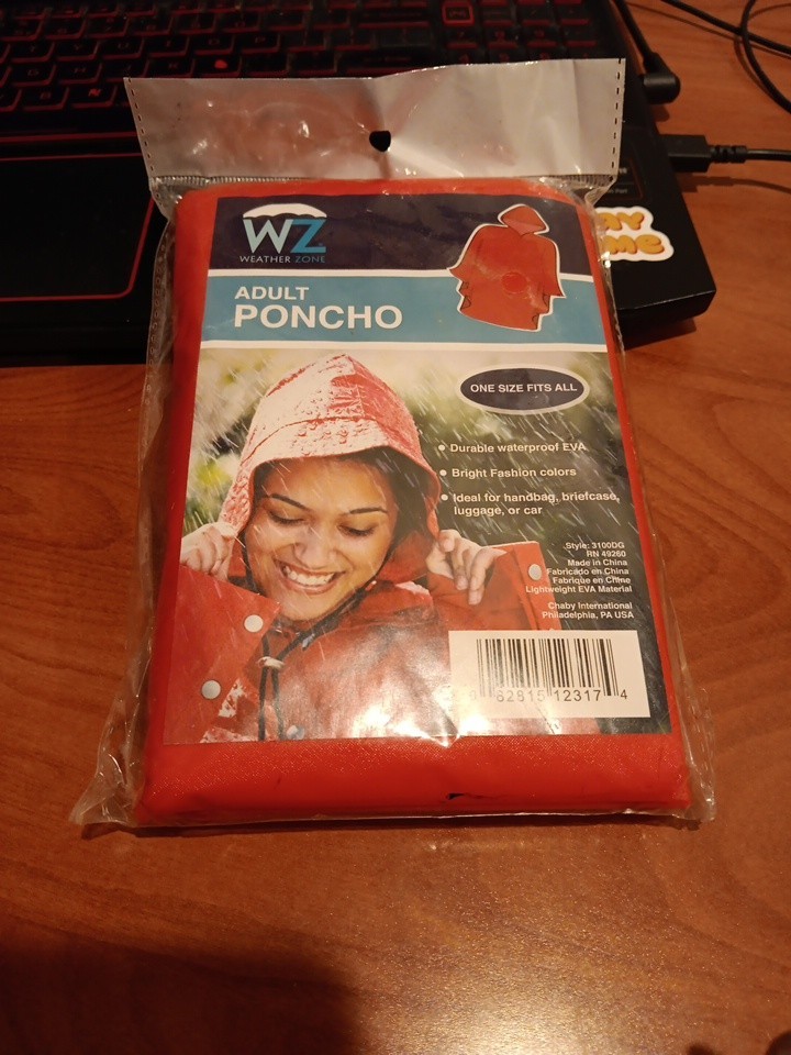 Weather Zone One Size Fits All Red Adult Poncho FAST SHIPPING NEW SEALED