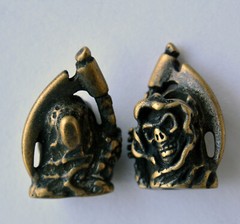 EDC Grim Reaper Brass Lanyard Bead Pendant Parachute Cord Knife Tool Zipper Pull