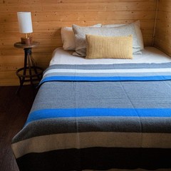 Mt. Rainier Wool Blanket Over 4 Pounds Warm, Heavy, Washable, Large | Great…