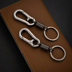 1pc Durable Keychain with Strong Carabiner Buckle for Outdoor Adventures – NEW