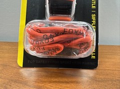 Fox 40 Sonik Blast CMG Whistle Orange Cushioned Mouth Self-Clears Chamber Water