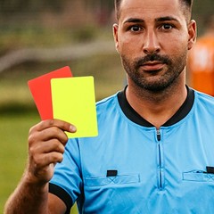 1 Set Reusable PVC Soccer Referee Cards and Whistle Portable Kit Assorted Colors