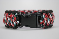 550 Paracord Survival Bracelet King Cobra Black/Afghan Vet «Made in the USA»