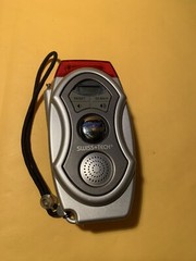 Swiss Tech Bodyguard Survivor Wind Up Flashlight Radio Cell/mp3 Charger -pre-own