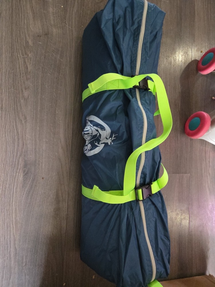 Northroad Tent 210cm X 210cm X 130cm