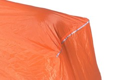 Emergency shelter for hiking and mountaineering