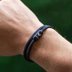 VERTIG PARACORD BRACELET MAGNETIC CLASP BLACK LARGE WRIST 7.6″ – 8.4″
