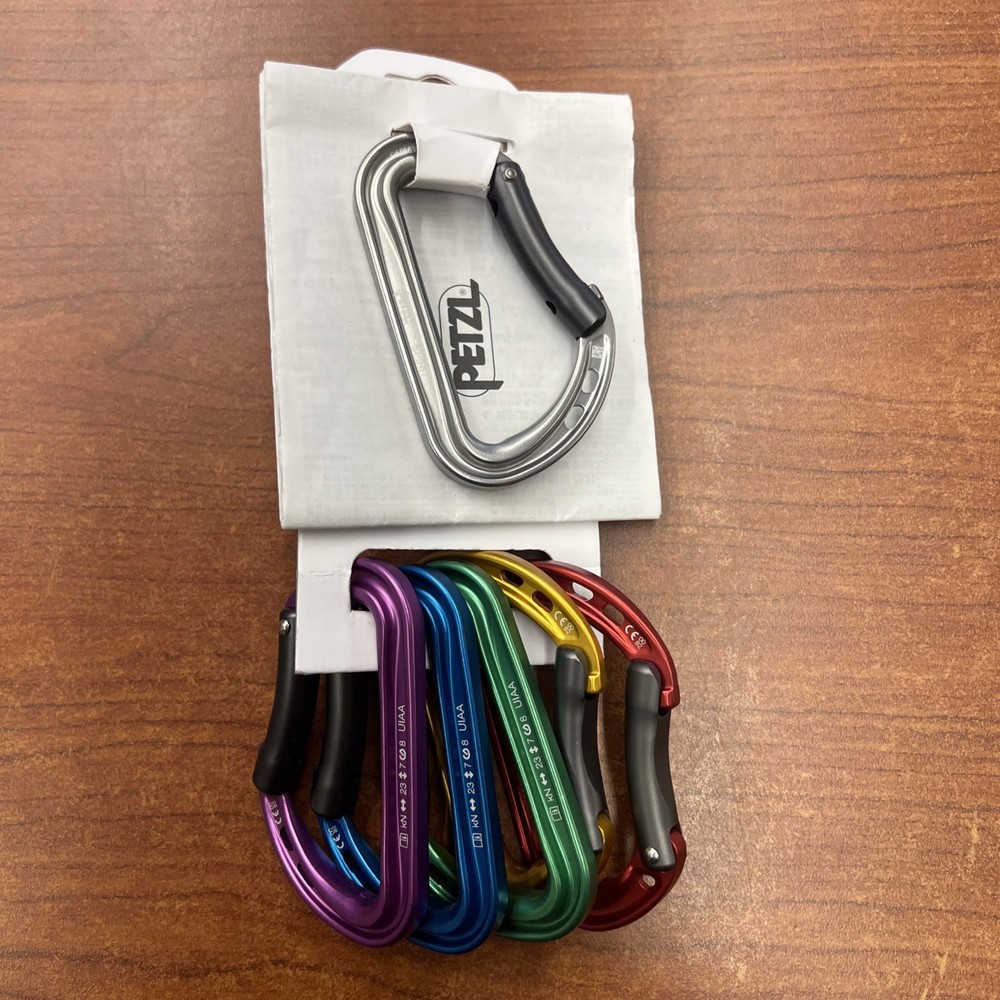 Petzl Spirit Carabiner – Durable, Lightweight Carabiner M061AB01 – New With Tags