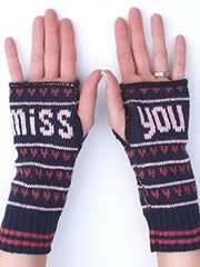Green 3 – Women’s Hand-warmers – Miss You