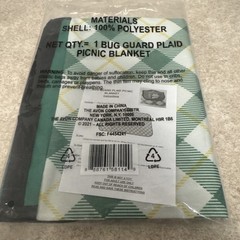 Avon Bug Guard Plus Plaid Picnic Blanket 52×32 Polyester Outdoor NEW NIP