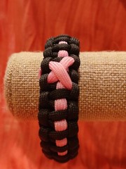 Paracord Cancer Awareness Black Pink Stripe Survival Bracelet Jewelry Statement