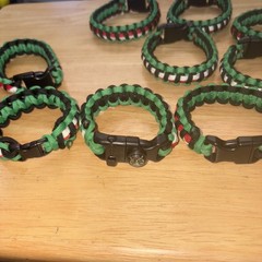11 Paracord bracelets w/Locking Clip Great Gift multiple sizes multi-color