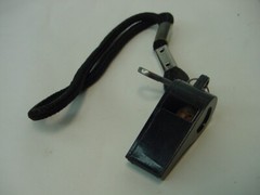 VTG WHISTLE WITH CORK BALL INSIDE