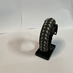 Sanctified Covenant 550 Paracord Bracelet Green , Brown, Gray. 9 Inches.