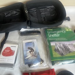Survival Kit, 250Pcs Survival Gear First Aid Kit with Molle System Compatible