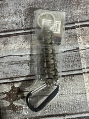Rothco Paracord Keychain With Carabiner – Woodland