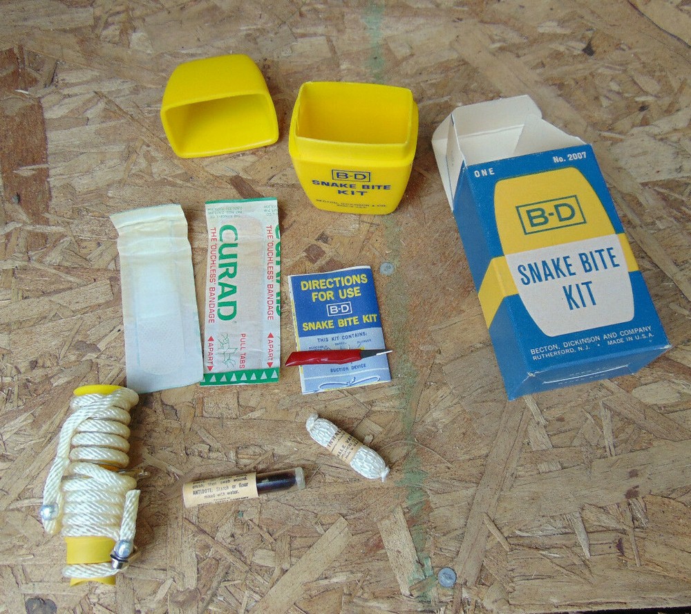 B & D Snake bite kit, must have apocalypse item, new old stock, free shipping