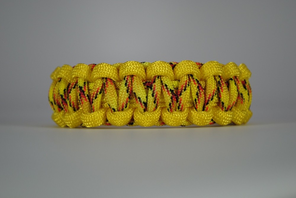 550 Paracord Survival Bracelet Cobra Yellow/Explode «Made in the USA»