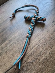 Paracord Saddle Cross In Brown And Turquoise
