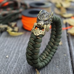 | Paracord Bracelet Buckle Wildcats and Beasts of Legend Shackles | Ideal for…