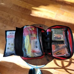 USA Car Emergency Kit