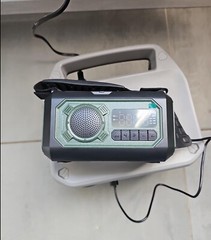 Emergency Solar Hand Crank Weather AM/FM/NOAA Radio SOS Alarm 12000mAh Power Ban