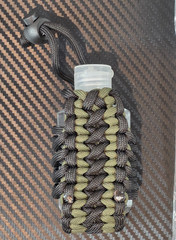 Paracord Survival Hand Sanitizer Bottle Holder Keychain Black and Green
