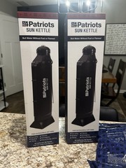 4Patriots Emergency Survival Bundle – 28 MRE Meals + 2 Solar Sun Kettles