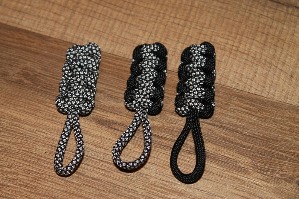 paracord zipper pull – black diamonds on silver and black