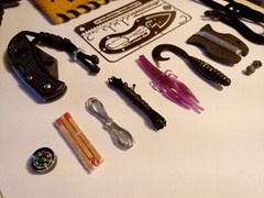 ALPHA POUCH EDC NECKLACE Survival Card 32 Tools Knife Fire Fishing Kit Compass