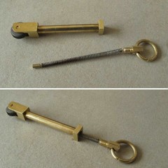 1*Mini EDC Brass Gear Spark Wheel Fire Starter Lighter Survival Outdoor Keychain